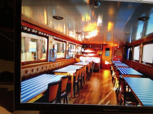 Schiff Ahoy, Hotelschiff, Hausboot, Boot, Passagierschiff Stuttgart Dış mekan fotoğraf