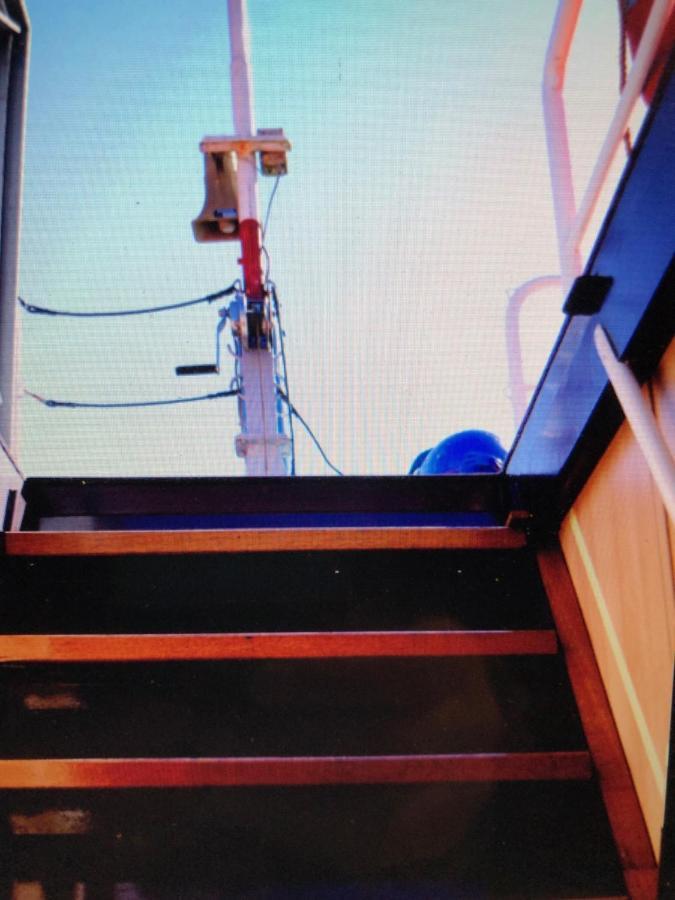 Schiff Ahoy, Hotelschiff, Hausboot, Boot, Passagierschiff Stuttgart Dış mekan fotoğraf